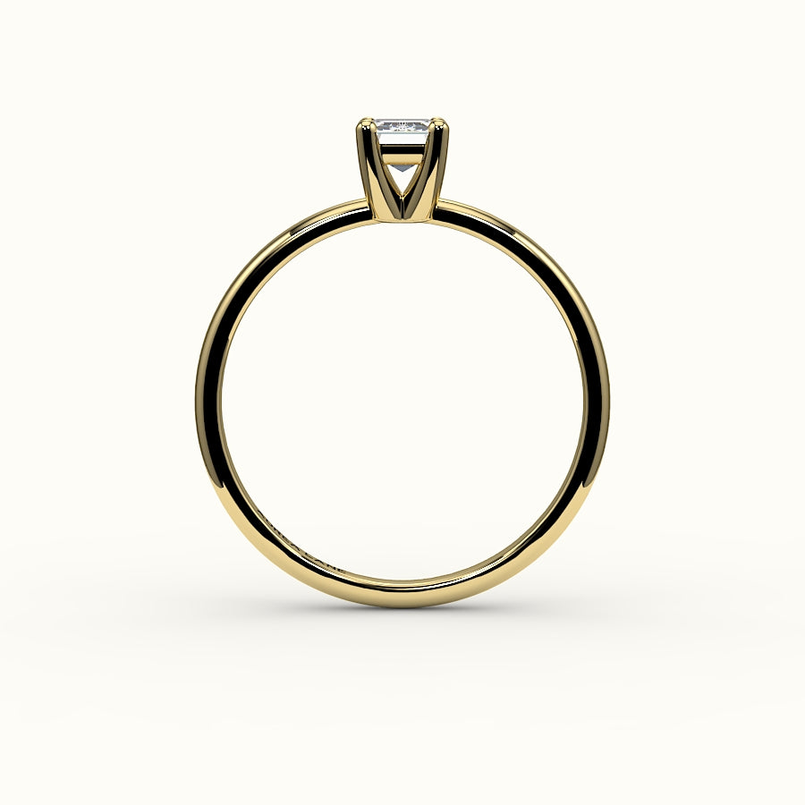 Engaste clásico de anillo solitario de talla esmeralda