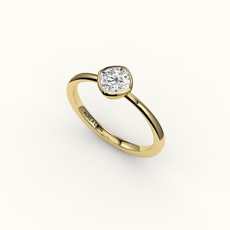 Ajuste de brújula con bisel de corte cojín y anillo