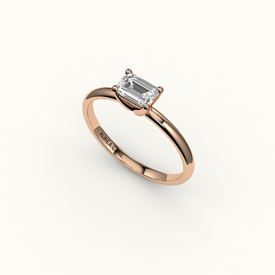 Engaste de anillo solitario de corte esmeralda este-oeste