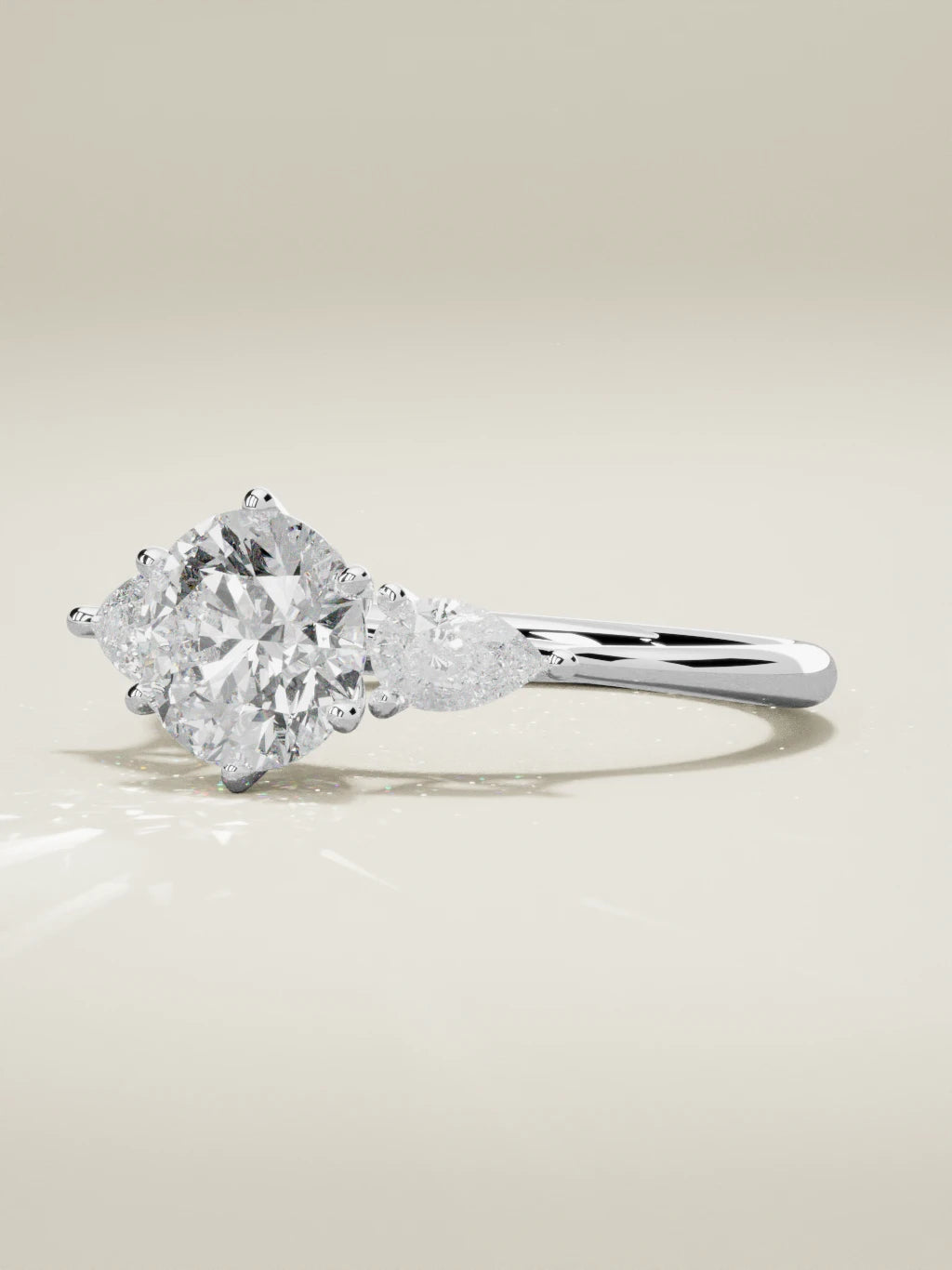 The Gala, solitario con diamante redondo de laboratorio en oro blanco 14K, vista de tres cuartos
