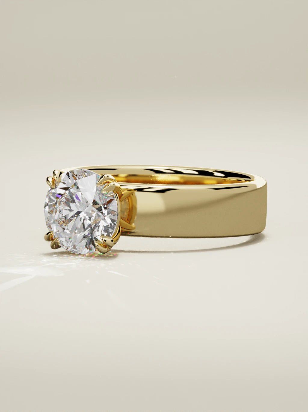 The Nova, solitario con diamante redondo de laboratorio en oro amarillo 14K, vista de tres cuartos
