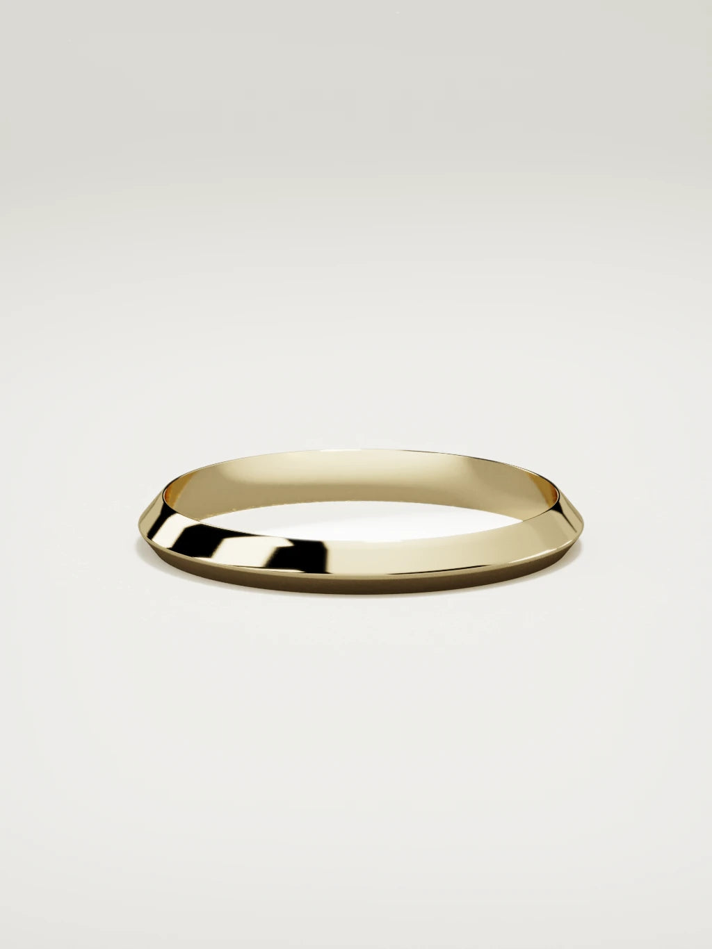 The Filo knife-edge men's wedding band in 14K yellow gold, 3 mm, side view