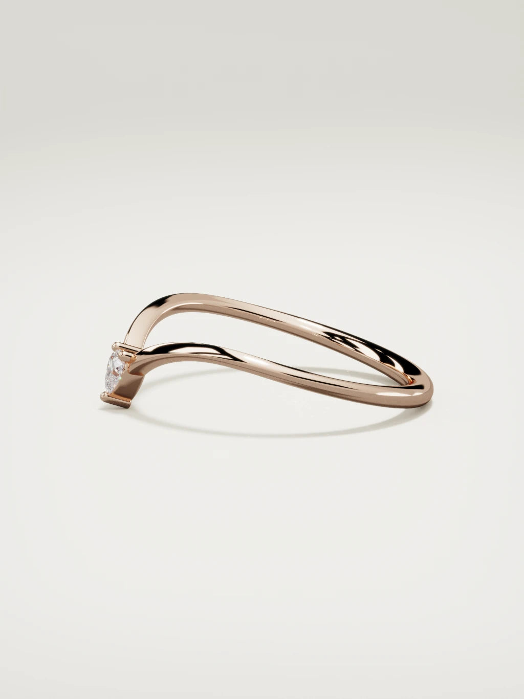 The Pico chevron heart diamond band in 14K rose gold, side view