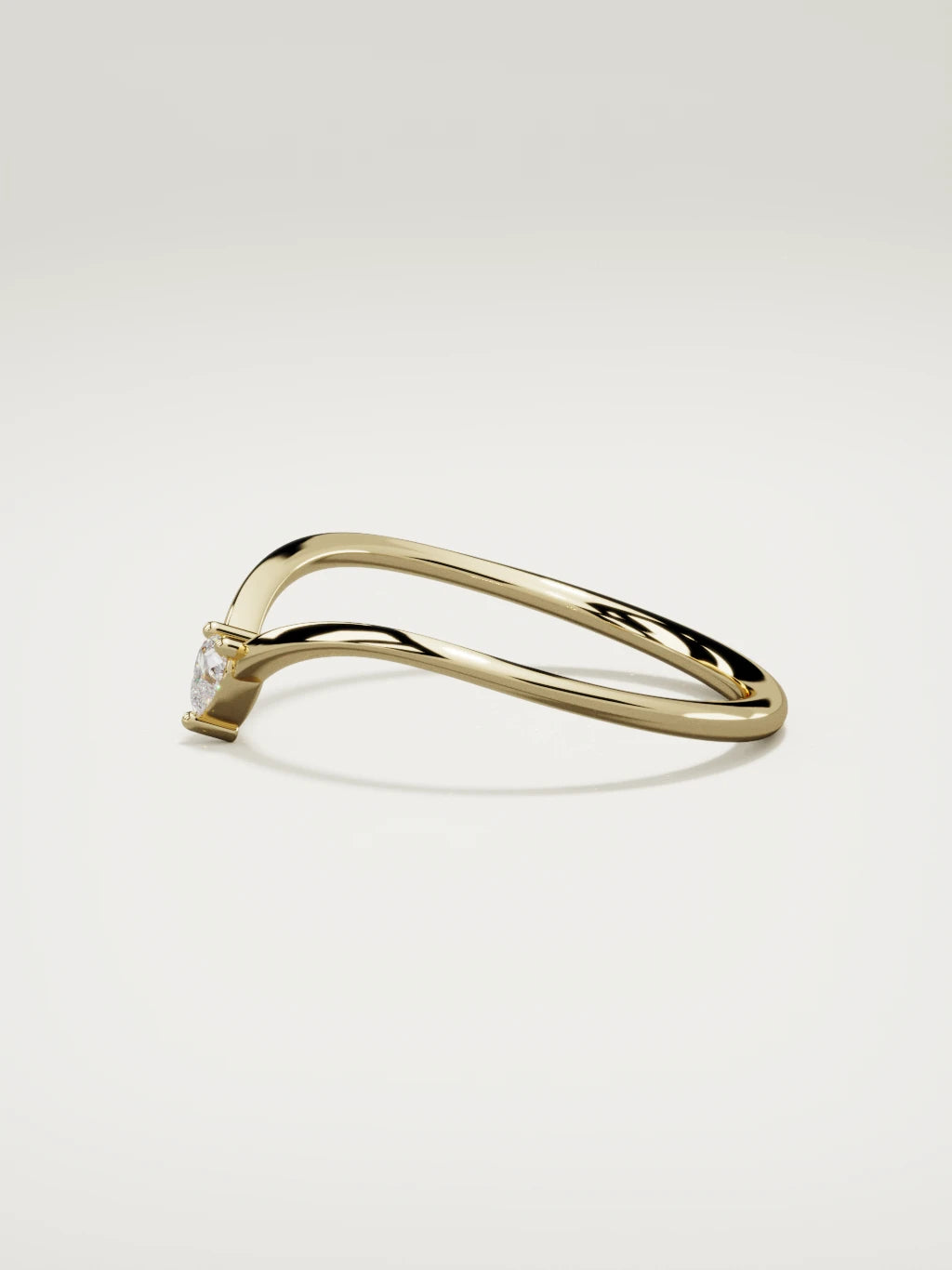 The Pico chevron heart diamond band in 14K yellow gold, side view
