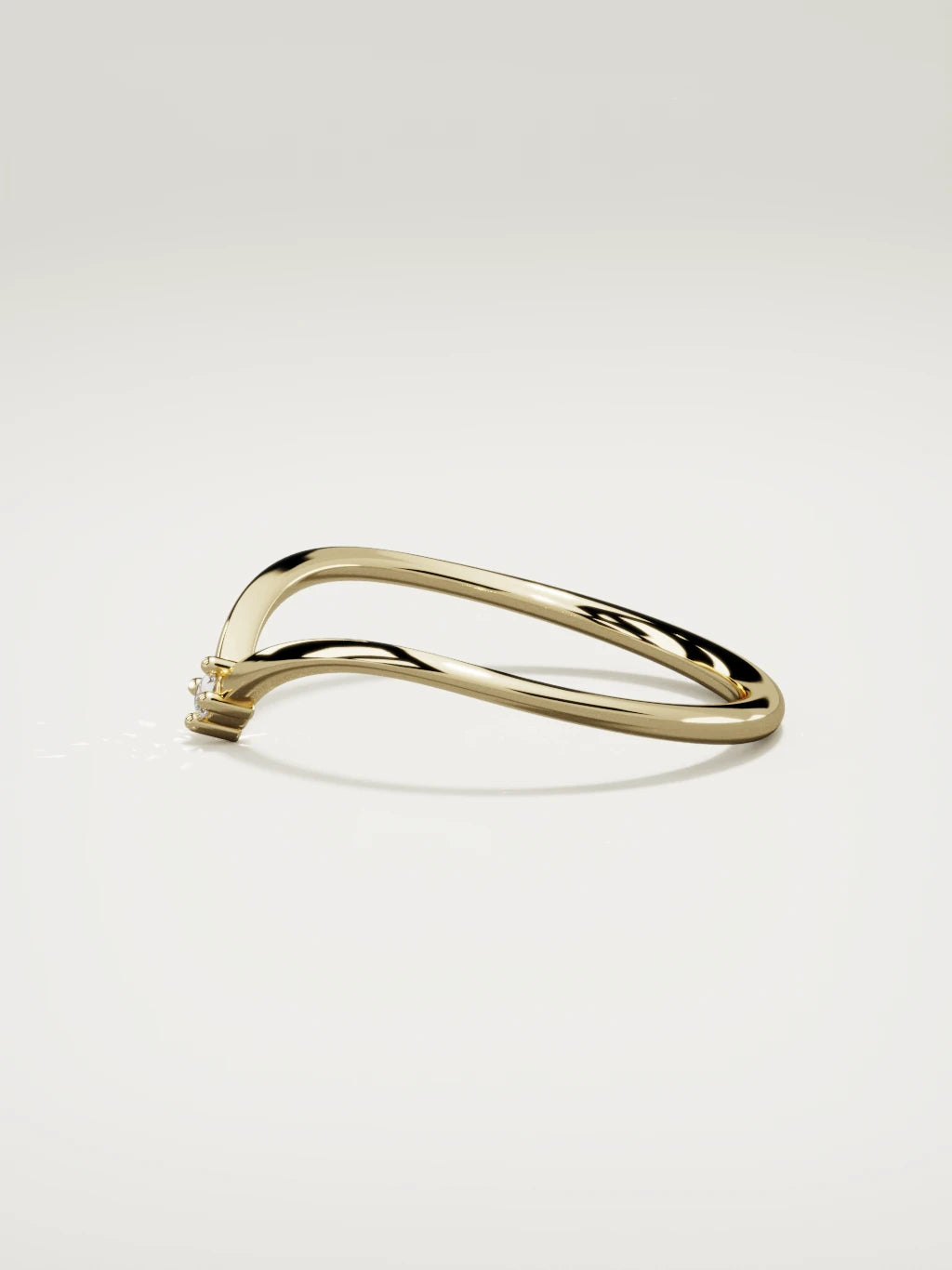 The Pico chevron round diamond band in 14K yellow gold, side view