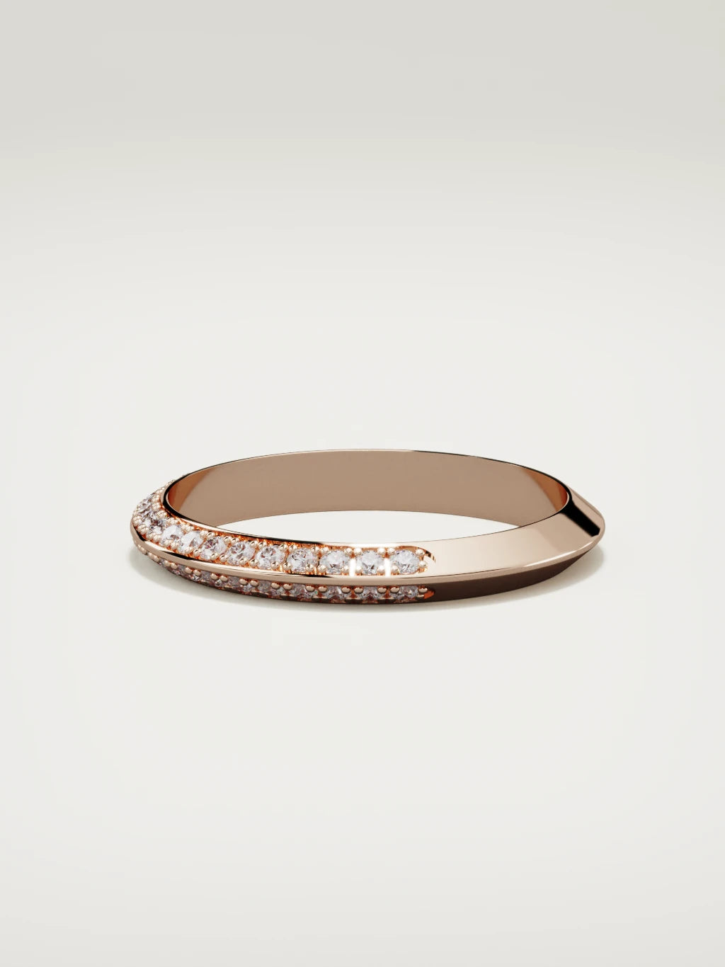 The Rayo diamond knife-edge men's band in 14K rose gold, 3 mm, side view