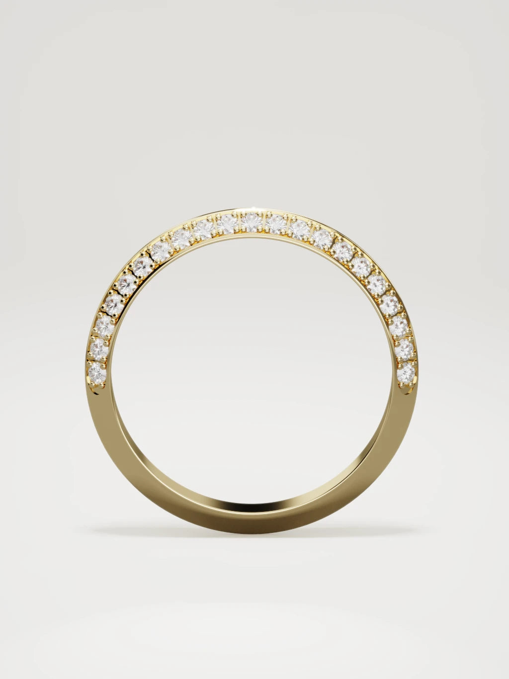 The Rayo diamond knife-edge men's band in 14K yellow gold, 3 mm, standing front view