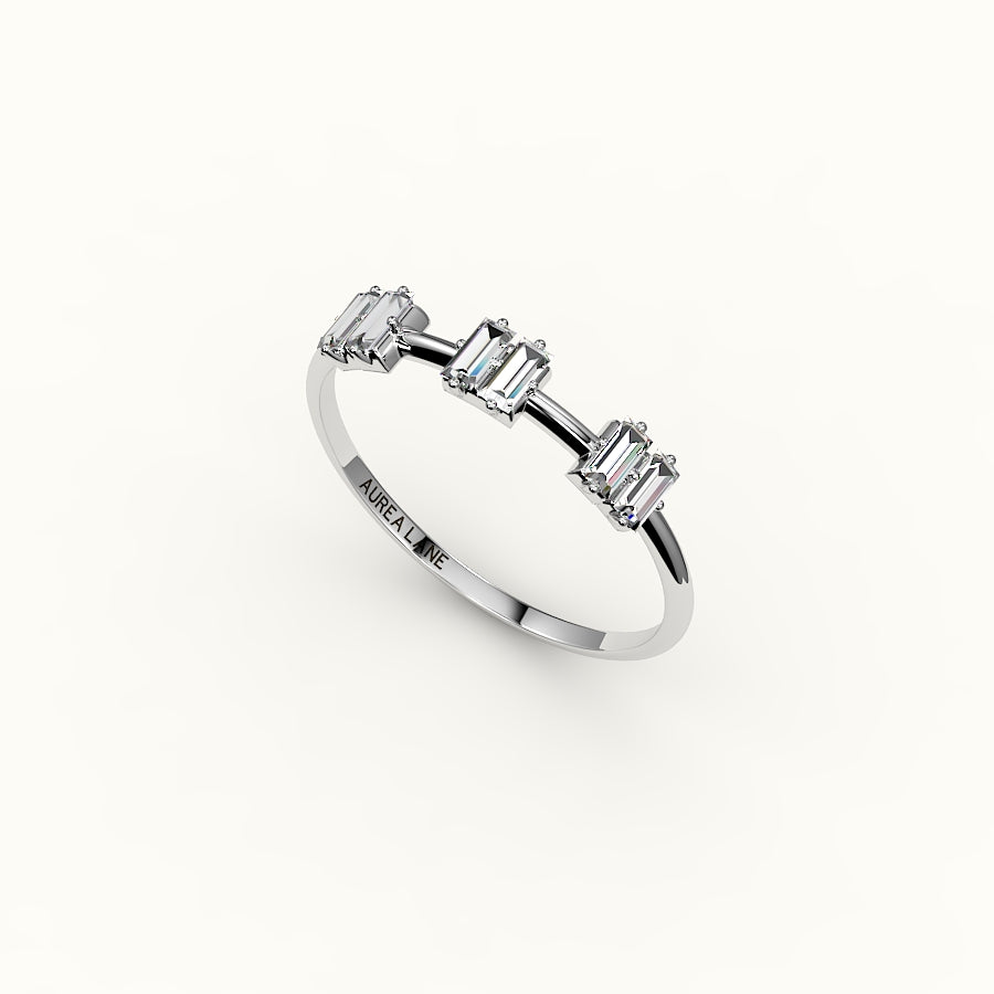 Banda de diamantes con baguette salteada