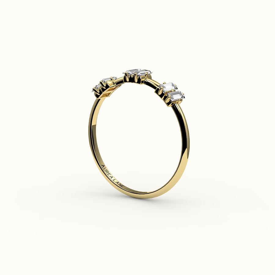 Banda de diamantes con baguette salteada