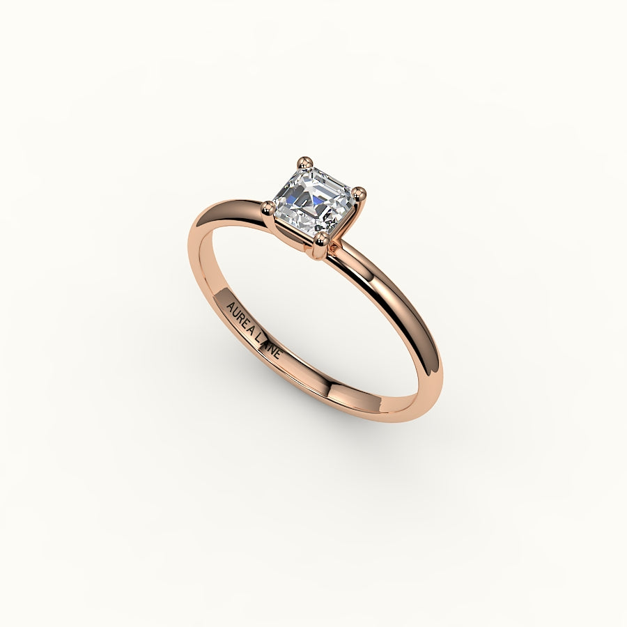 Engaste de anillo solitario de corte Asscher clásico