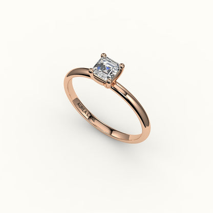 Engaste de anillo solitario de corte Asscher clásico