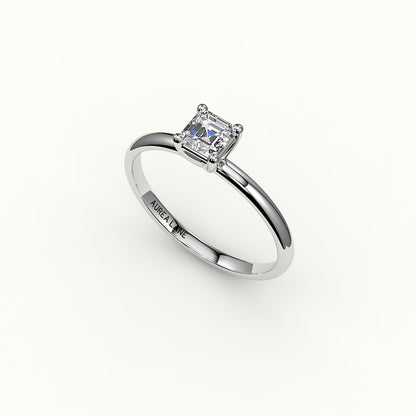 Engaste de anillo solitario de corte Asscher clásico