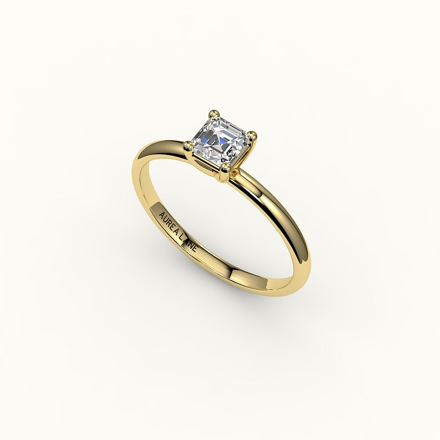 Engaste de anillo solitario de corte Asscher clásico