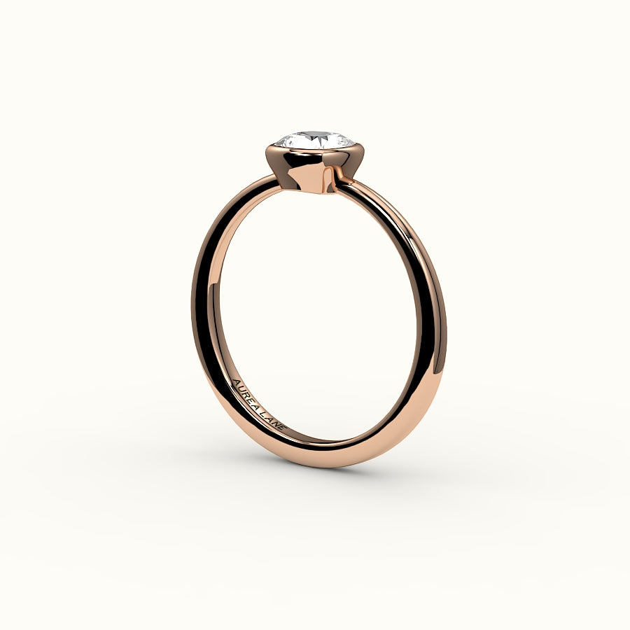 Engaste clásico de anillo con bisel de corte cojín