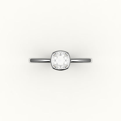 Engaste clásico de anillo con bisel de corte cojín