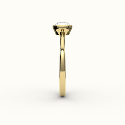 Engaste clásico de anillo con bisel de corte cojín