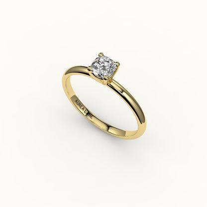 Engaste de anillo solitario de talla cojín clásica
