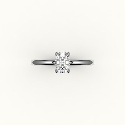 Anillo solitario clásico con montura de cojín alargada