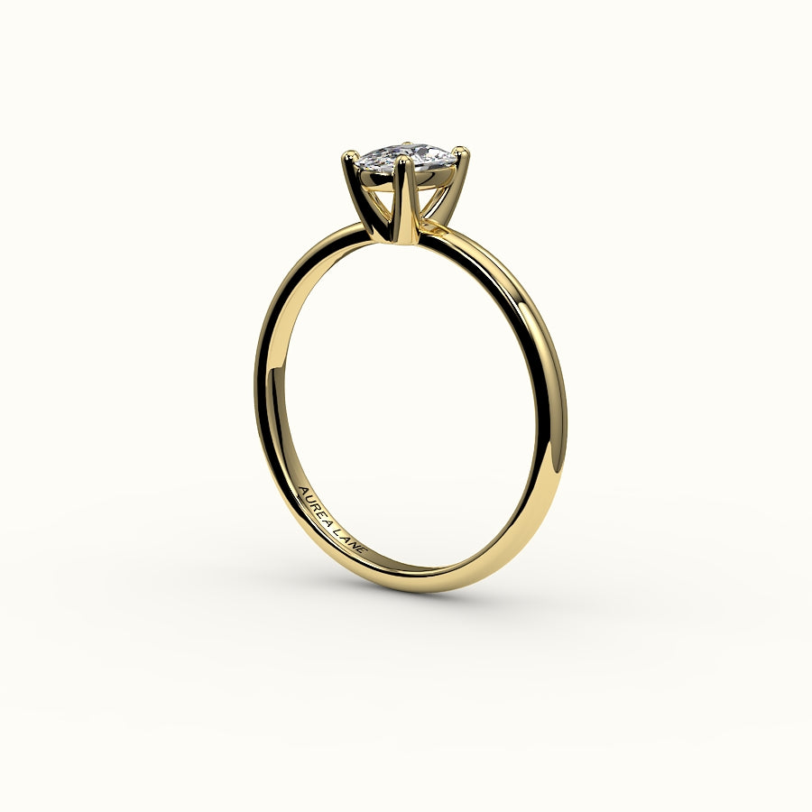 Anillo solitario clásico con montura de cojín alargada