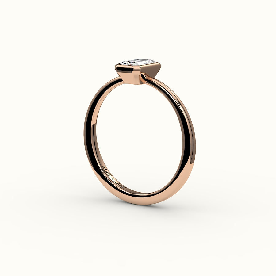 Engaste de anillo con bisel de corte esmeralda clásico