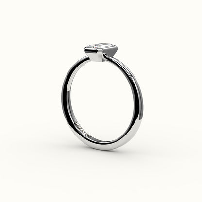 Engaste de anillo con bisel de corte esmeralda clásico