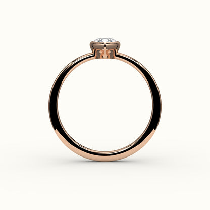 Engaste de anillo con bisel de talla marquesa clásica