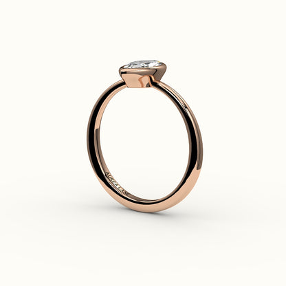 Engaste de anillo con bisel de talla marquesa clásica