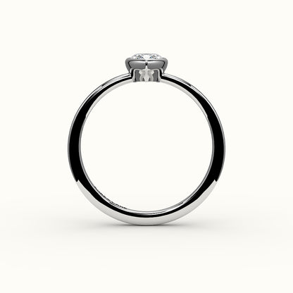 Engaste de anillo con bisel de talla marquesa clásica
