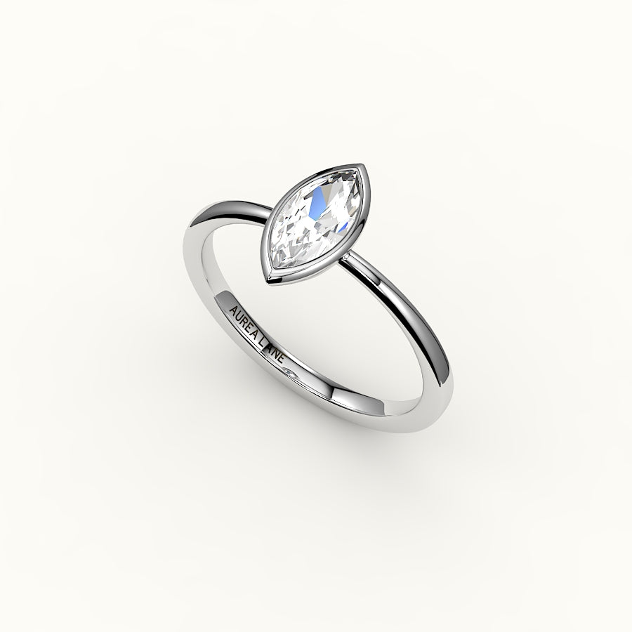 Engaste de anillo con bisel de talla marquesa clásica
