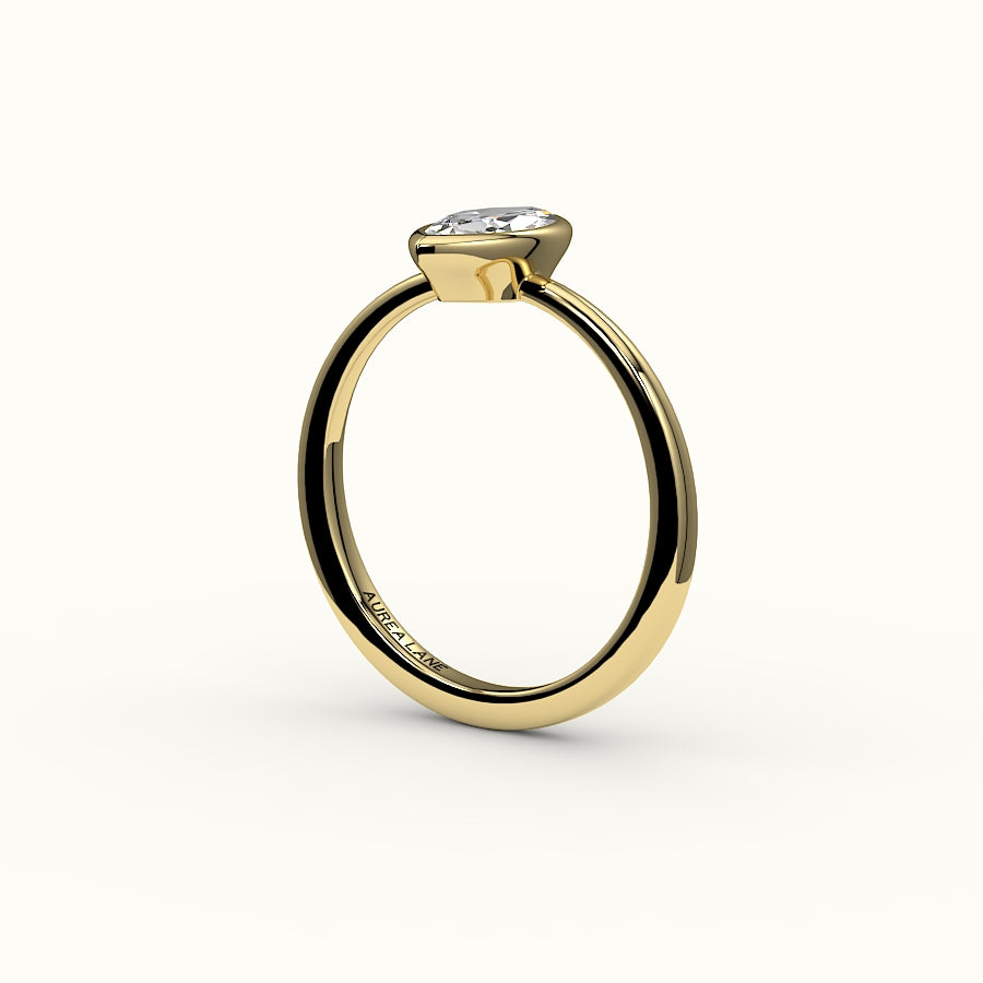 Engaste de anillo con bisel de talla marquesa clásica