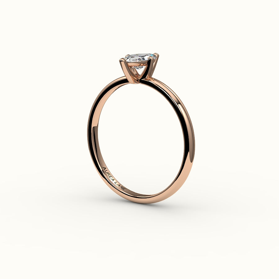 Engaste de anillo solitario de talla marquesa clásica