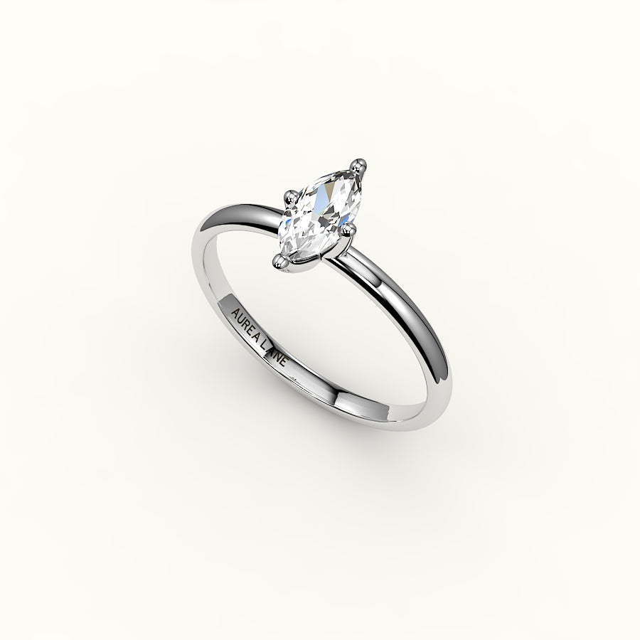 Engaste de anillo solitario de talla marquesa clásica