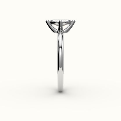 Engaste de anillo solitario de talla marquesa clásica