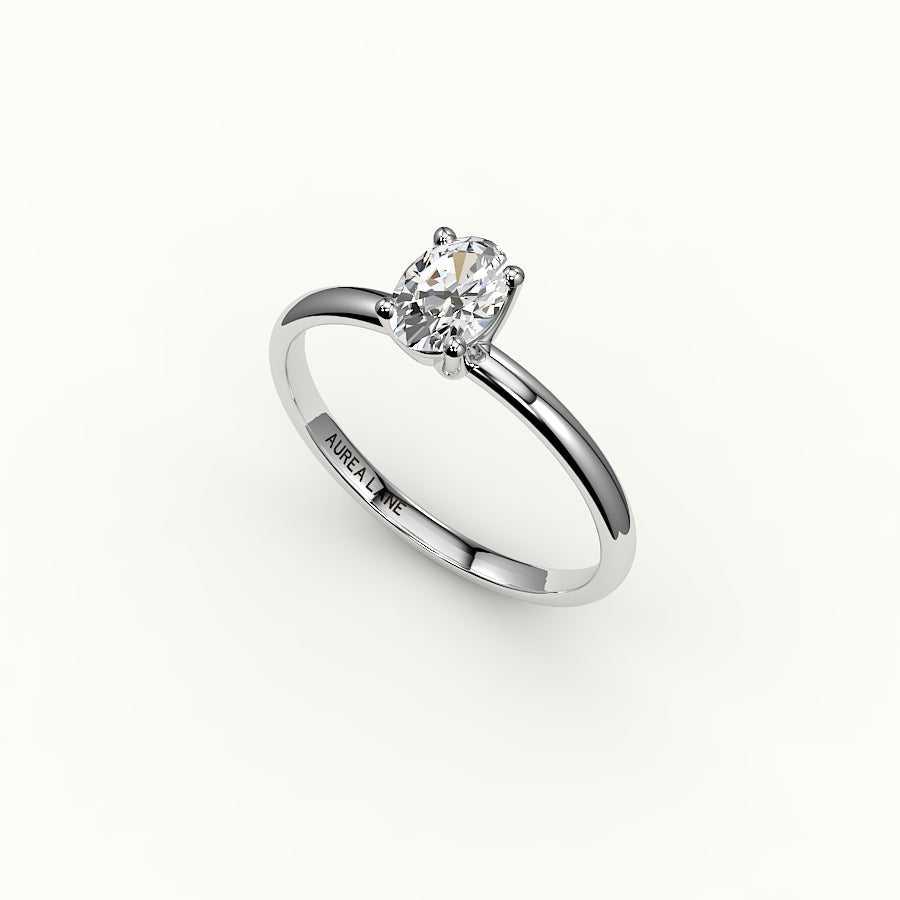 Engaste clásico de anillo solitario ovalado