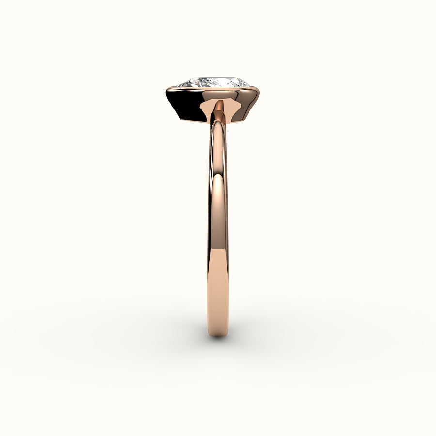 Engaste de anillo con bisel de corte de pera clásico