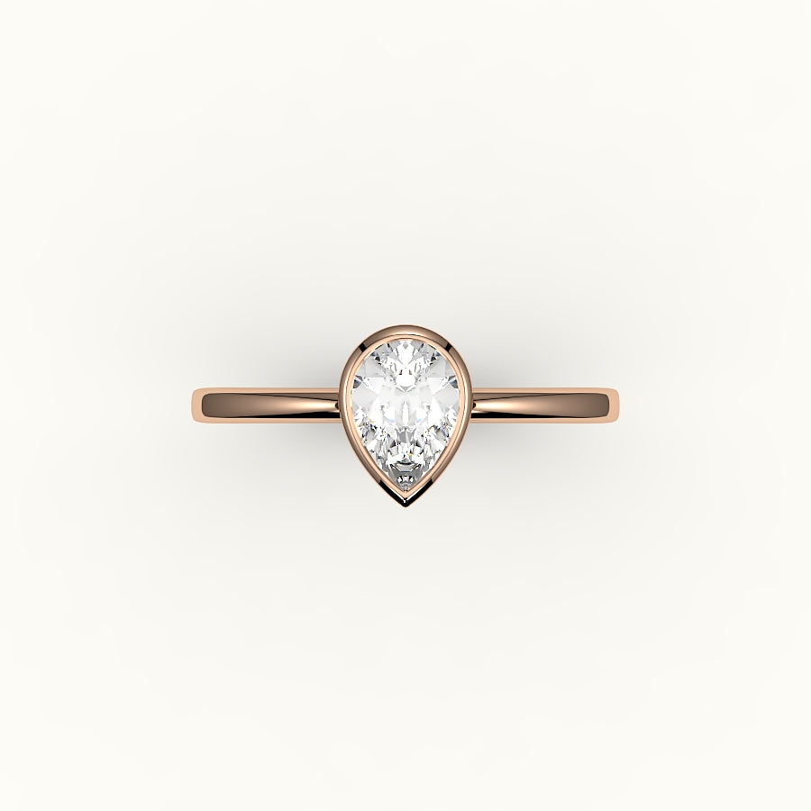 Engaste de anillo con bisel de corte de pera clásico