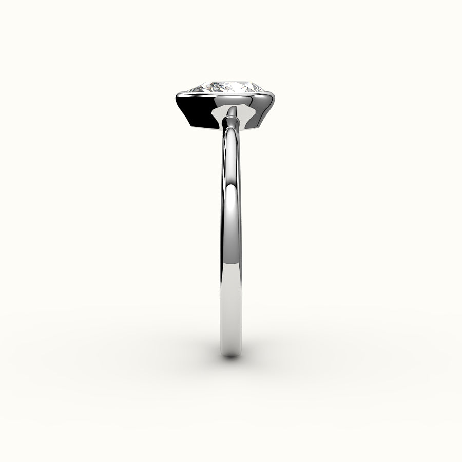 Engaste de anillo con bisel de corte de pera clásico