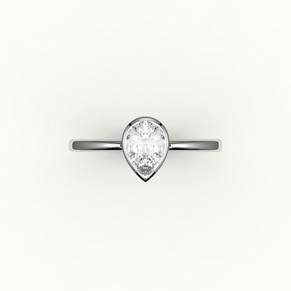 Engaste de anillo con bisel de corte de pera clásico