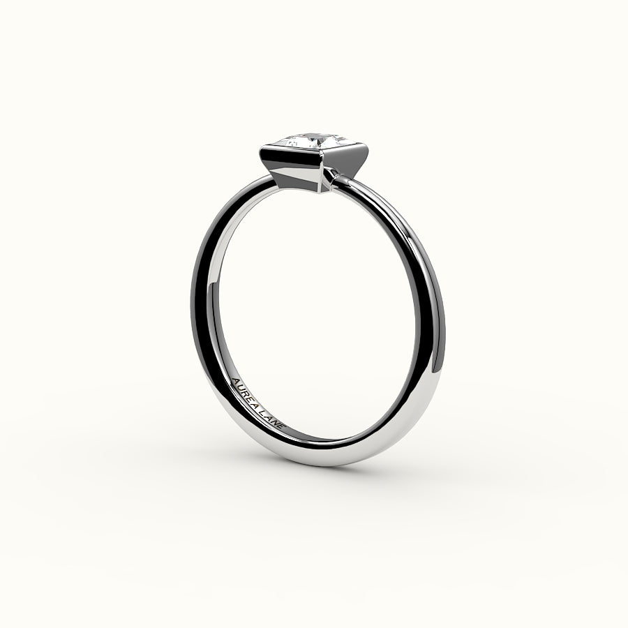 Engaste de anillo con bisel de corte princesa
