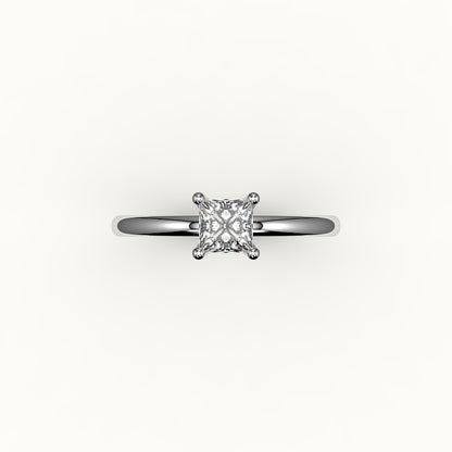 Engaste de anillo solitario de corte princesa con riel de soporte