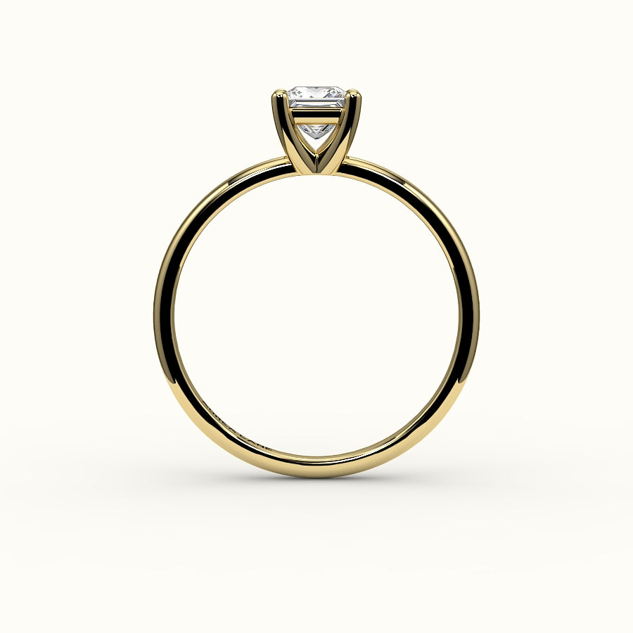 Engaste de anillo solitario de corte princesa con riel de soporte