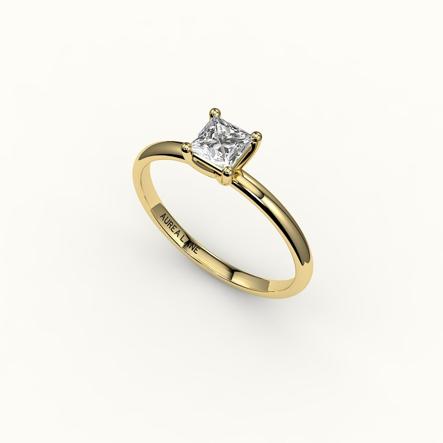 Engaste de anillo solitario de corte princesa con riel de soporte