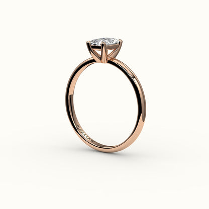 Engaste de anillo solitario clásico de corte radiante