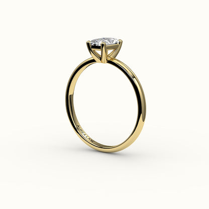 Engaste de anillo solitario clásico de corte radiante