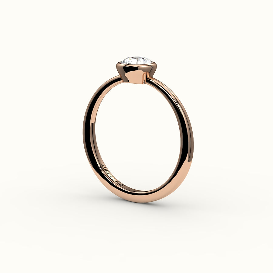 Engaste de anillo con bisel de corte redondo clásico