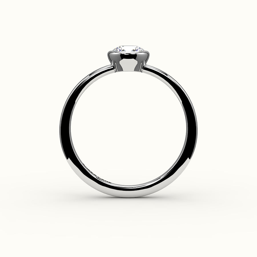 Engaste de anillo con bisel de corte redondo clásico