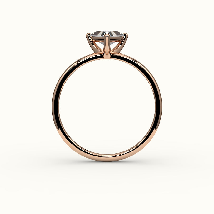 Engaste de anillo solitario de corte triangular