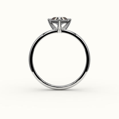 Engaste de anillo solitario de corte triangular