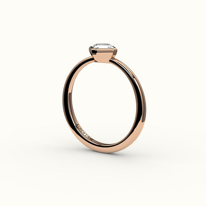 Juego de brújula con bisel de corte Asscher y engaste de anillo