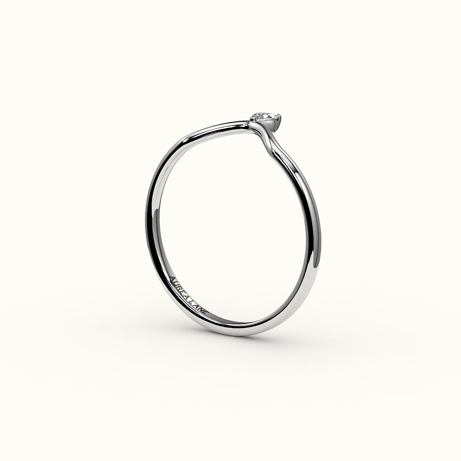Heart Cut V Diamond Curved Band